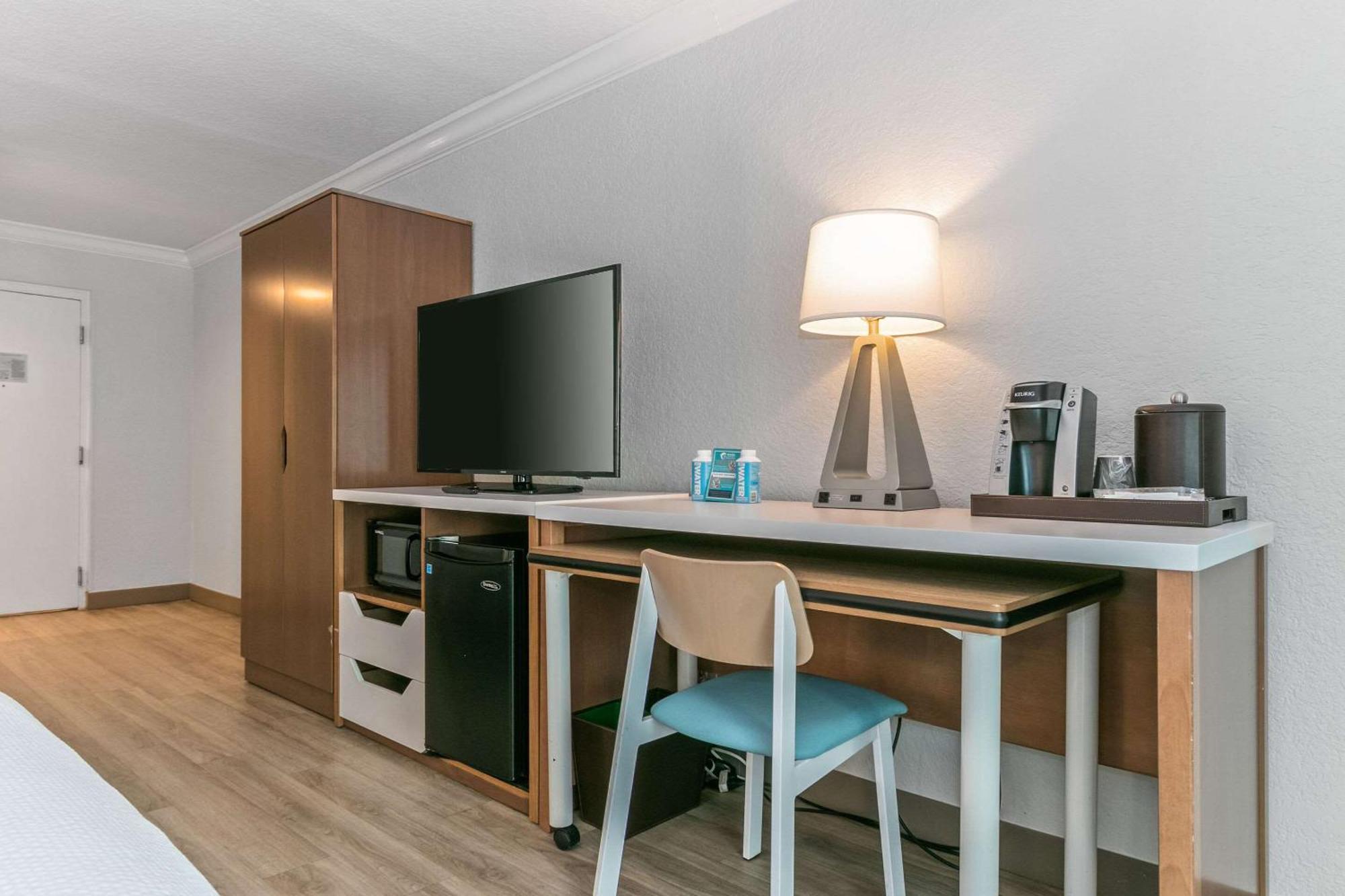 Winter The Dolphin'S Beach Club, Ascend Hotel Collection Clearwater Beach Eksteriør bilde